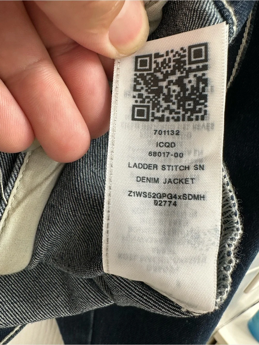 True Religion Denim Jacket Red Ladder Stitch Men’s siz M Dark Wash MSRP $184 New